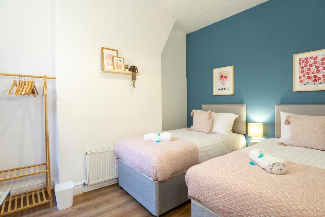 Air Host And Stay - Stanley Park House, 2 Mins From Lfc, Sleeps 7 Liverpool Exteriér fotografie